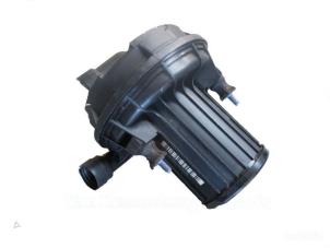 Used Secondary pump BMW X5 (E53) 3.0 24V Price € 59,94 Inclusive VAT offered by Van Kronenburg Engines