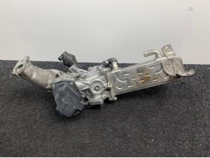 Used EGR cooler Mercedes E (W212) E-220 CDI 16V BlueEfficiency Price € 99,99 Inclusive VAT offered by Van Kronenburg Engines
