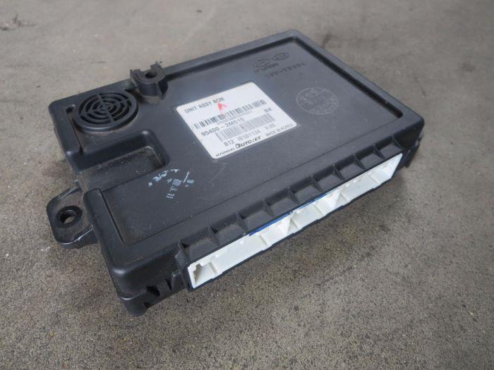 Używane Modul keyless vehicle Hyundai Genesis (BH) 3.8 V6 24V Cena € 69,94 Z VAT oferowane przez Van Kronenburg Engines