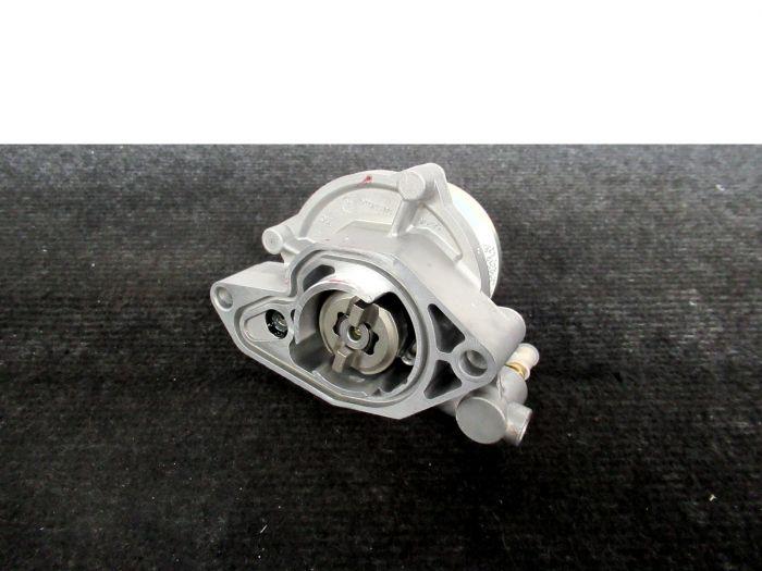 Pompe à vide (essence) d'un Opel Insignia 2.0 Turbo 16V E85
