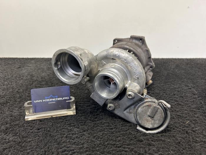 Używane Turbo Porsche Cayenne (9PA) 4.8 V8 32V Turbo S Cena € 349,94 Z VAT oferowane przez Van Kronenburg Engines