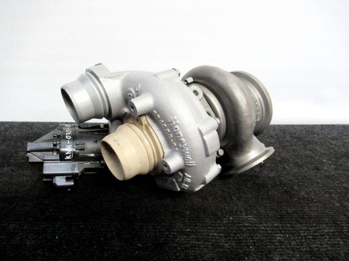 Skontrolowane Turbo BMW 7 serie (G11/12) 750 Li XDrive V8 32V Cena € 749,99 Z VAT oferowane przez Van Kronenburg Engines