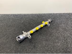 New Fuel injector nozzle Volkswagen Caddy IV 2.0 TDI 150 Price € 74,95 Inclusive VAT offered by Van Kronenburg Engines