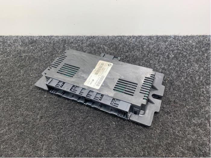Begagnade Xenonmodul BMW 3 serie (E92) 316i 16V Pris € 199,94 Inklusive moms erbjuds av Van Kronenburg Engines