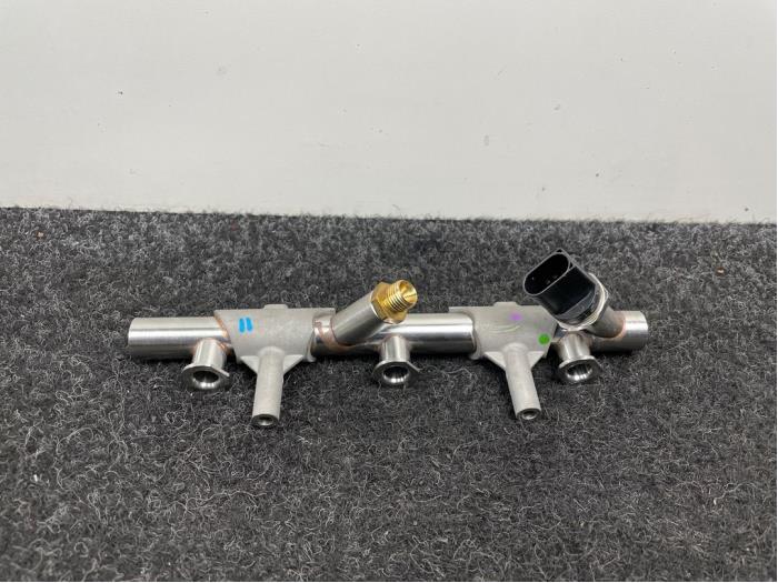 Usagé Système d'injection Audi A6 (C7) 3.0 V6 24V TFSI Quattro Prix € 30,00 Prix TTC proposé par Van Kronenburg Engines