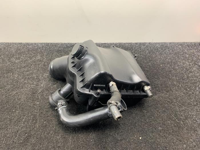 Gebrauchte Luftfiltergehäuse Audi RS 6 (C6) RS6 5.0 V10 40V TFSI Preis € 150,00 Mit Mehrwertsteuer angeboten von Van Kronenburg Engines