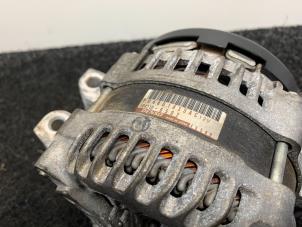 Dynamo van een Jeep Grand Cherokee (WK/WK2) 3.0 CRD V6 24V