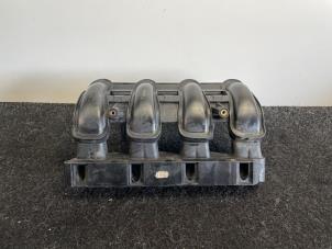 Used Intake manifold Mercedes Vito (638.1/2) 2.2 CDI 110 16V Price € 45,00 Inclusive VAT offered by Van Kronenburg Engines