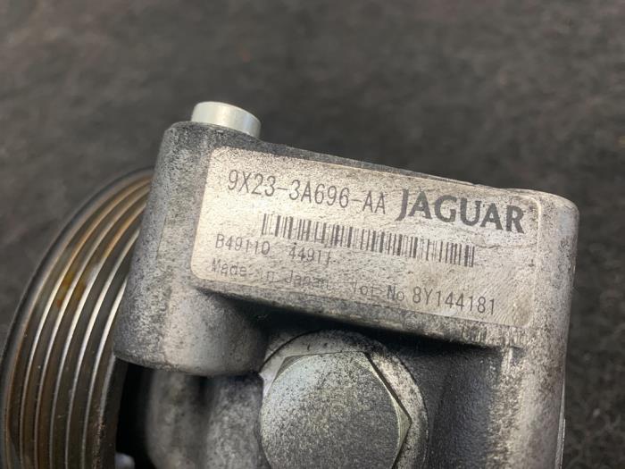 Pompa wspomagania kierownicy z Jaguar XJ (X351) 3.0 D V6 24V