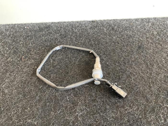 Lambda probe from a Audi A4 (B9) 2.0 40 TFSI Mild Hybrid 16V