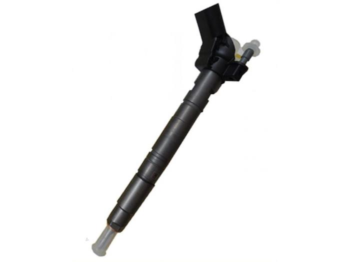Usagé Injecteurs Audi Q7 (4LB) 6.0 TDI V12 48V Prix € 119,95 Prix TTC proposé par Van Kronenburg Engines