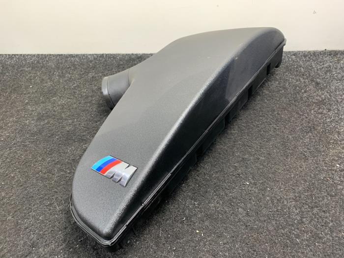 Begagnade Insugsrör BMW 5 serie (E60) M5 V-10 40V LHD Pris € 79,94 Inklusive moms erbjuds av Van Kronenburg Engines
