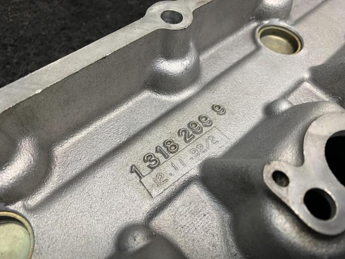 Rocker cover from a BMW 3 serie (E36/2) M3 3.0 24V GT