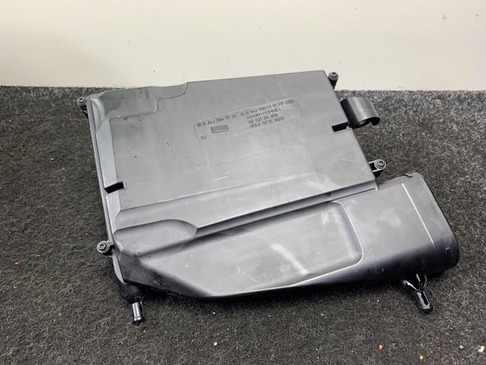 Neue Luftfiltergehäuse Mercedes E (W211) 3.0 E-280 CDI V6 24V Preis € 74,95 Mit Mehrwertsteuer angeboten von Van Kronenburg Engines