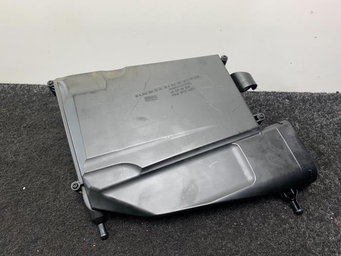 Neue Luftfiltergehäuse Mercedes CLK (R209) 3.2 320 CDI Preis € 39,95 Mit Mehrwertsteuer angeboten von Van Kronenburg Engines