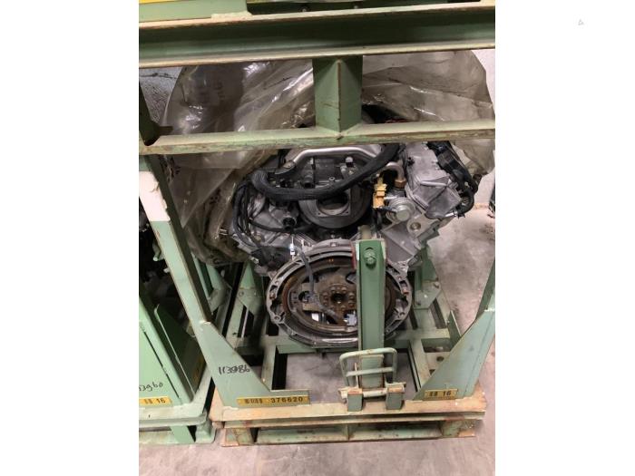 New Engine Mercedes S (W220) 5.4 S-55 AMG V8 24V Price on request offered by Van Kronenburg Engines