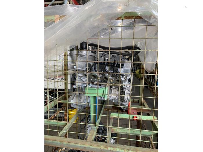 Engine from a Mercedes-Benz E (W210) 3.2 E-320 V6 18V