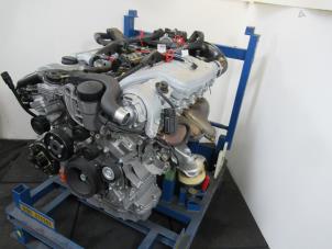 Nuevos Motor Mercedes S (W220) 5.8 S-600L V12 36V Precio € 4.000,01 IVA incluido ofrecido por Van Kronenburg Engines