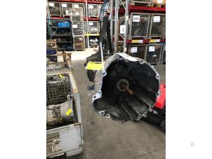 Getriebe van een Nissan Navara (D40) 2.5 dCi 16V