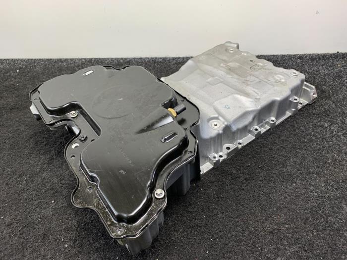 Gebrauchte Ölwanne Mercedes S (W221) 3.0 S-320 CDI 24V 4-Matic Preis € 65,00 Mit Mehrwertsteuer angeboten von Van Kronenburg Engines