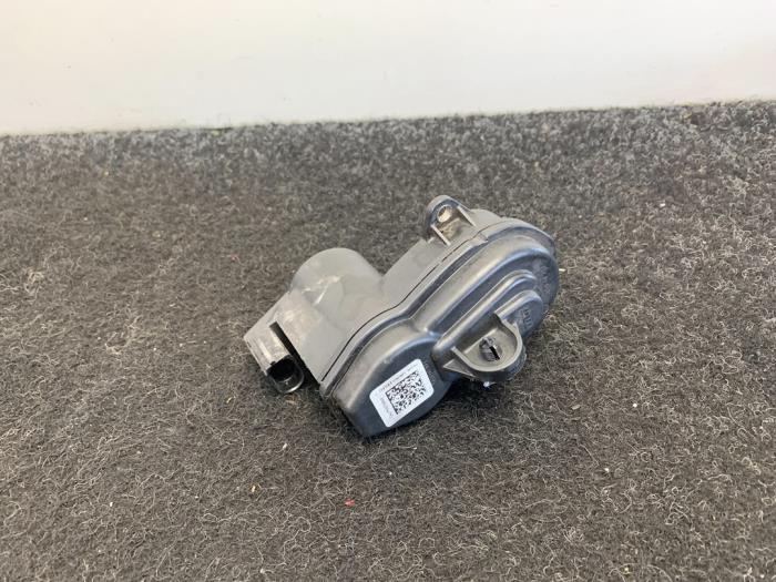 Używane Modul hamulca postojowego Audi Q7 (4MB/4MG) 3.0 TDI V6 24V Cena € 50,00 Z VAT oferowane przez Van Kronenburg Engines