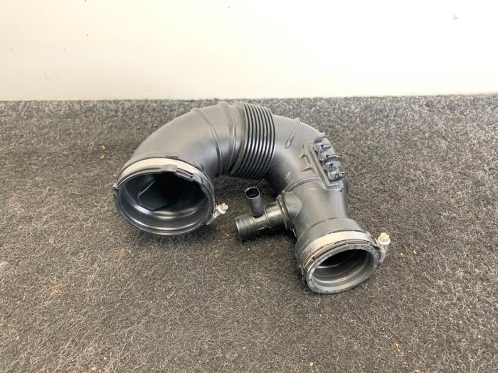 Turbo intake pipe