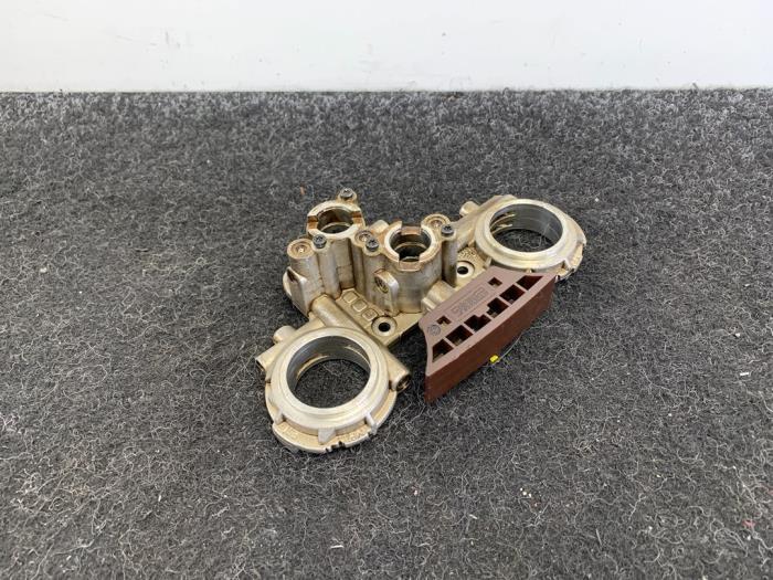 Usagé Divers Volkswagen Golf IV 4Motion (1J1) 3.2 R32 V6 24V Prix € 150,00 Prix TTC proposé par Van Kronenburg Engines