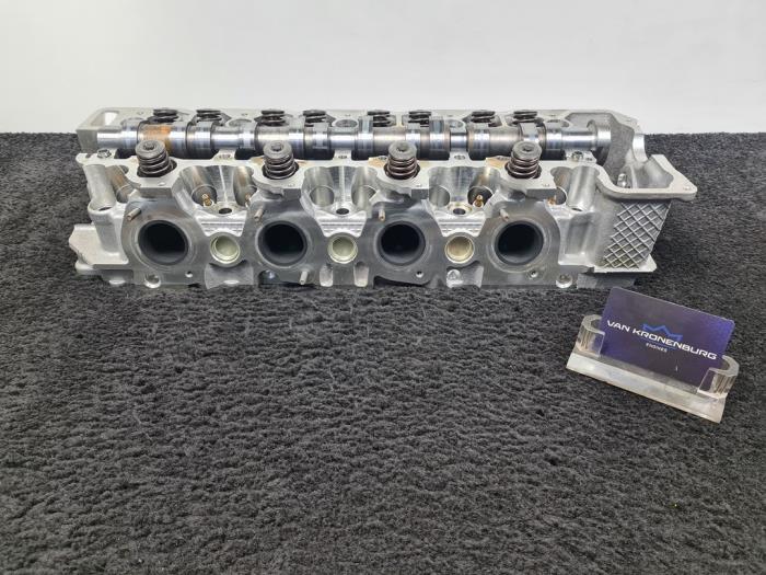 Usados Culata Mercedes CLS (C219) 500 5.0 V8 24V Precio € 299,95 IVA incluido ofrecido por Van Kronenburg Engines