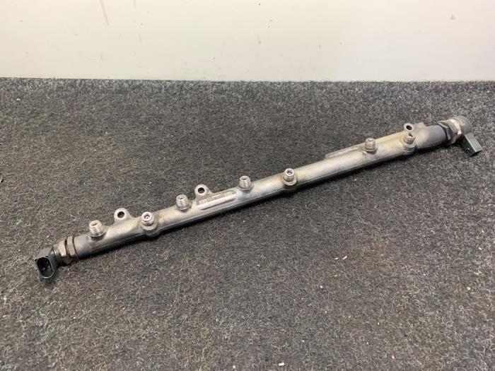 Usagé Système d'injection BMW 3 serie (E90) 330d 24V Prix € 99,95 Prix TTC proposé par Van Kronenburg Engines
