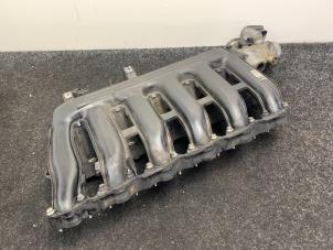 Used Intake manifold BMW 3 serie (E90) 330d 24V Price € 89,94 Inclusive VAT offered by Van Kronenburg Engines