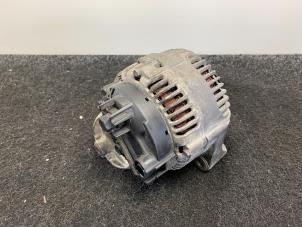 Dynamo van een BMW 5 serie (E60) M5 V-10 40V LHD