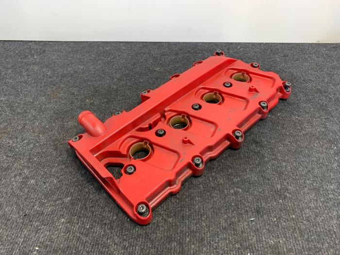 Gebrauchte Ventildeckel Audi RS 4 (B7) RS4 4.2 V8 40V Preis € 99,99 Mit Mehrwertsteuer angeboten von Van Kronenburg Engines