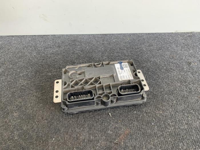 Automatic gearbox computers with part number HY324C117AD stock