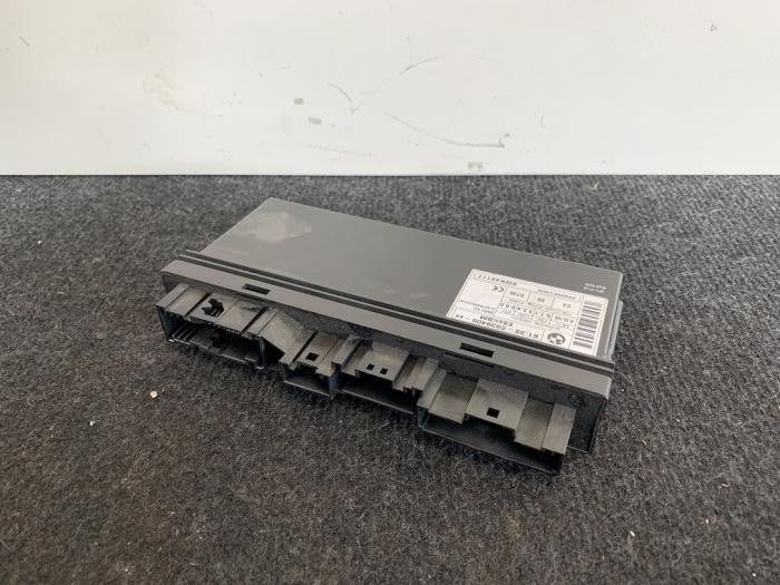 Used Body control computer BMW 5 serie (E60) M5 V10 40V Price € 54,99 Inclusive VAT offered by Van Kronenburg Engines