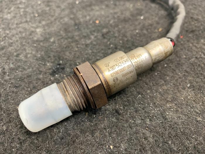 Lambda probe from a Mercedes-Benz A (W176) 2.0 A-45 AMG Turbo 16V 4-Matic