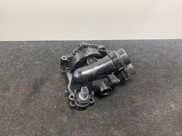 Begagnade Termostathus Volkswagen Golf VI (5K1) 2.0 GTI 16V Pris € 49,95 Inklusive moms erbjuds av Van Kronenburg Engines
