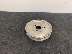 Used Power steering pump pulley Audi A6 (C6) 2.4 V6 24V Price € 17,50 Inclusive VAT offered by Van Kronenburg Engines