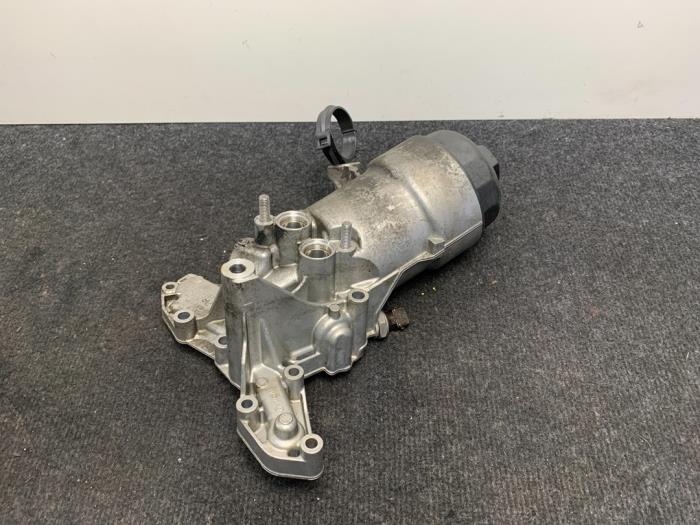 Gebrauchte Ölfiltergehäuse BMW 3 serie (E90) M3 4.0 V8 32V CRT Preis € 80,01 Mit Mehrwertsteuer angeboten von Van Kronenburg Engines
