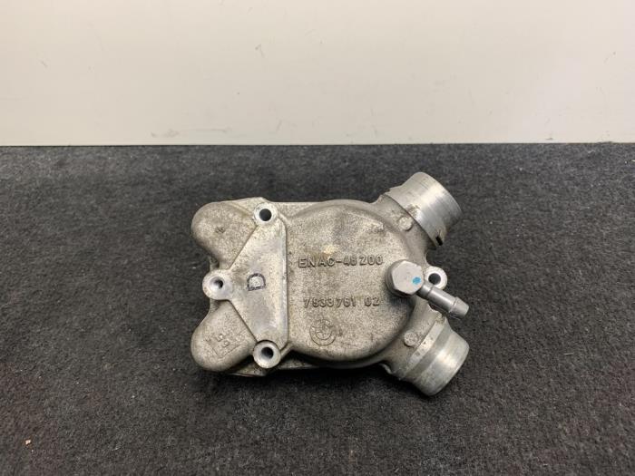 Gebrauchte Thermostat BMW 6 serie (E64) M6 V10 40V Preis € 30,00 Mit Mehrwertsteuer angeboten von Van Kronenburg Engines
