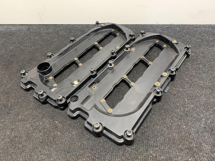 Usagé Couvercle soupapes Audi Q7 (4LB) 3.0 TDI V6 24V Prix € 39,99 Prix TTC proposé par Van Kronenburg Engines