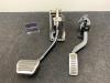 Accelerator pedal from a Land Rover Range Rover Sport (LW) 3.0 V6 P400 MHEV HST