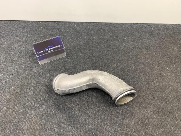 Turbo intake pipe