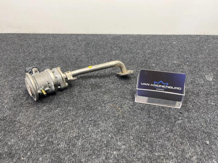 Gebrauchte AGR Rohr Audi RS 4 Avant (B7) RS4 4.2 V8 40V Preis € 30,00 Mit Mehrwertsteuer angeboten von Van Kronenburg Engines