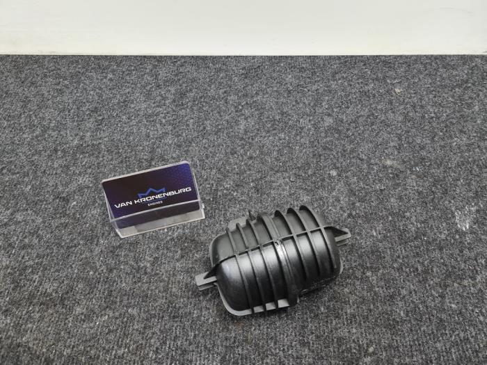 Turbo system vacuum part