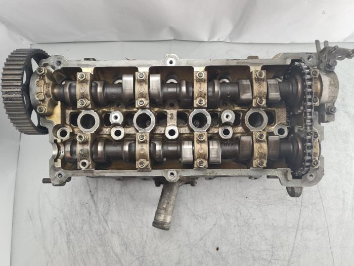 Cylinder head from a Audi 80 (B2) 1.8 S