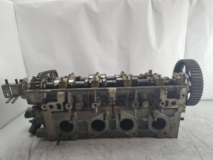 Cylinder head from a Audi 80 (B2) 1.8 S