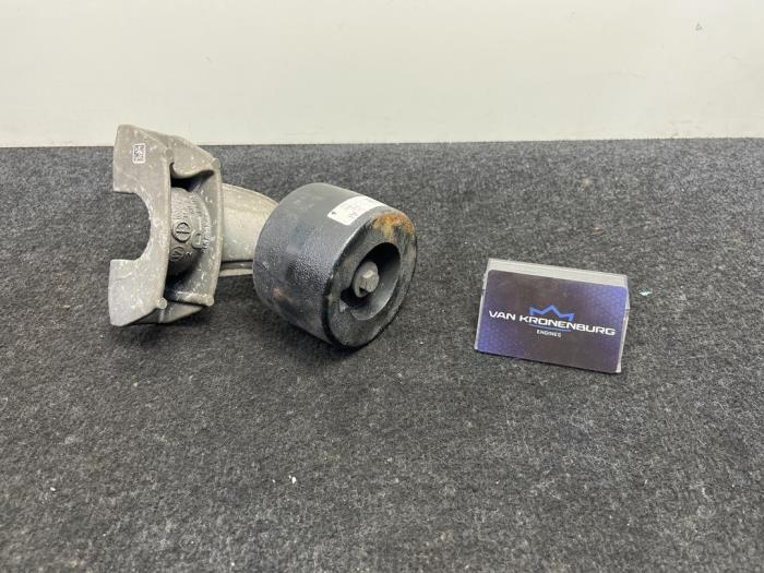 Gebrauchte Schwingungsdämpfer BMW 5 serie (F10) 520d 16V Preis € 30,00 Mit Mehrwertsteuer angeboten von Van Kronenburg Engines