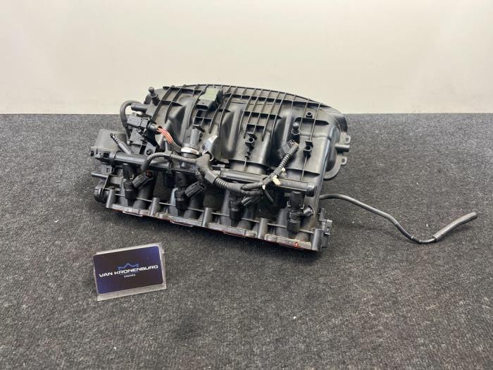 Intake manifold Audi A4 Avant 1.8 TFSI 16V 06F133062Q CJE