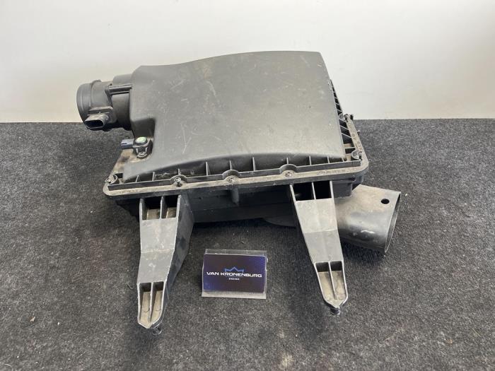Begagnade Luftfilterhus Volkswagen Crafter 2.5 TDI 30/32/35 Pris € 34,94 Inklusive moms erbjuds av Van Kronenburg Engines