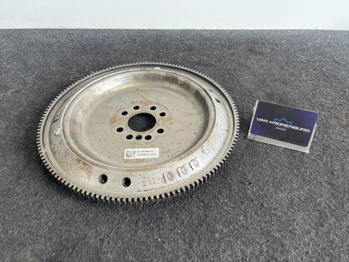 Gebrauchte Starterkranz Mercedes S (W221) 5.5 S-550 32V 4-Matic Preis € 50,00 Mit Mehrwertsteuer angeboten von Van Kronenburg Engines